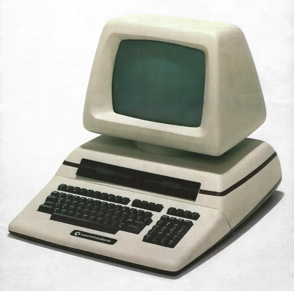 A possible prototype of either the 720, 8032SK, 8096SK or a 4032SK. Although similar to the 700 B series, it differs from any released PET of this style by not having a black bezel around the monitor, and by having a Commodore badge in front of the keyboard. From Commodore Computing International, August 1982