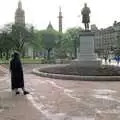 Hamish and Angela by the Robert Peel memorial, Uni: A Trip To Glasgow and Edinburgh, Scotland - 15th May 1989