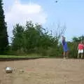 Nigel throws, BSCC Rides, Petanque at the Swan and July Miscellany - 21st July 2002