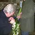 Flowers are adjusted, Sis's Nearly-Christmas Wedding, Meavy, Dartmoor - 20th December 2003