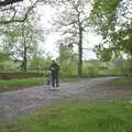 Dh checks his phone, The BSCC Annual Bike Ride, Lenham, Kent - 8th May 2004