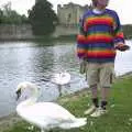 Wavy reckons he's got this Swan Thing sorted, A Trip Around Leeds Castle, Maidstone, Kent - 9th May 2004