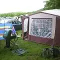 Sean's flaming barbeque and Scumavan awning, Corfe Castle Camping, Corfe, Dorset - 30th May 2004