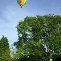 A balloon floats over the back garden, Andrey Leaves Trigenix, More Skelton Festival and a Transit of Venus, Cambridge and Diss - 4th June 2004