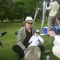 Nosher gets a sporg, which kicks off immediately, 3G Lab at Jools Holland, Audley End, Saffron Walden, Essex - 25th July 2004