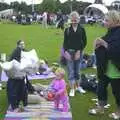 Francis gets a head-full of balloons, 3G Lab at Jools Holland, Audley End, Saffron Walden, Essex - 25th July 2004