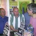 Wes, co-owner of Revs, looks up, Mark Joseph at Revs, and the BSCC at Hoxne and Wortham - 30th September 2004