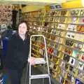 Hazel flings around a step-ladder, Sausages at the Swan Inn, and Revs Gets Decorated, Diss and Brome - 7th January 2005