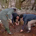 Nosher's group clear away all traces of our camp fire, Walk Like a Shadow: A Day With Ray Mears, Ashdown Forest, East Sussex - 29th December 2005
