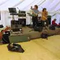 Setting up the gear, The BBs Play Athelington Hall, Horham, Suffolk - 29th June 2006