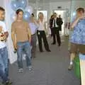 The queue for champagne, Qualcomm's New Office Party, Science Park, Milton Road, Cambridge - 3rd July 2006