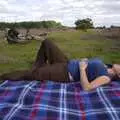 Isobel zeds out on the picnic blanket, A Picnic on The Ling, Wortham, Suffolk - 26th August 2007