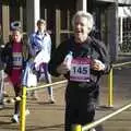 Cliff, who's been doing a solo 4-lap run, finishes, Isobel and the Science Park Fun Run, Milton Road, Cambridge - 16th November 2007