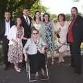 An Isobel family photo, Julie and Cameron's Wedding, Ballintaggart House, Dingle - 24th July 2009