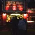 There's a queue at the kebab stand, The Cambridge Folk Festival, Cherry Hinton Hall, Cambridge - 1st August 2009
