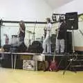 The support band do a sound check, The BBs at Stradbroke, and Wavy's Cabin, Thrandeston, Suffolk - 22nd August 2009