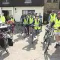 A BSCC group photo, The BSCC Weekend Away, Buckden, St. Neots, Huntingdonshire - 15th May 2010