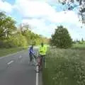 At the top of a long drag, we pause for a break, The BSCC Weekend Away, Buckden, St. Neots, Huntingdonshire - 15th May 2010