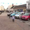 Fred runs around the market place, Fred's Camping, Curry and the Closing of B&Q, Thetford, Diss  and Ipswich - 16th July 2016