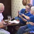 Suey and Spam look at photos on a phone, The BSCC at the Jolly Porter, Station Road, Diss, Norfolk - 28th July 2016