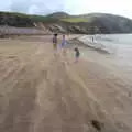 Philly and Isobel walk around on the beach, Minard Beach and Ceol Agus Craic, Lios Póil, Kerry - 6th August 2017