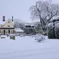 The Oaksmere's topiary, The Beast From the East: Snow Days, Brome, Suffolk - 28th February 2018