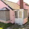 An implausibly-derelict house on Ferry Road, A Day at the Beach with Sis, Southwold, Suffolk - 31st May 2021