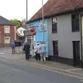 The queue for the Fair Green chipper, A Few Hours at the Fair, Fair Green, Diss, Norfolk - 5th September 2021