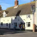 We visit the King's Head for a drink, A Trip to Orford Castle, Orford, Suffolk - 26th February 2022