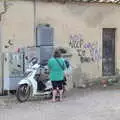 An Italian moped, A Day by the Pool and a Festival Rehearsal, Arezzo, Italy - 3rd September 2022