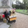 The Rector is on the barrel organ again, A Golf Club Quiz and a Church Fête, Eye, Suffolk - 15th October 2022