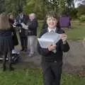 Fred's handing out service orders, A B-17 Memorial, The Oaksmere Hotel, Brome, Suffolk - 10th November 2023