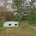 A derelict caravan in the Magpie's garden, Isobel's Relatives Visit, Brome, Suffolk - 20th July 2024