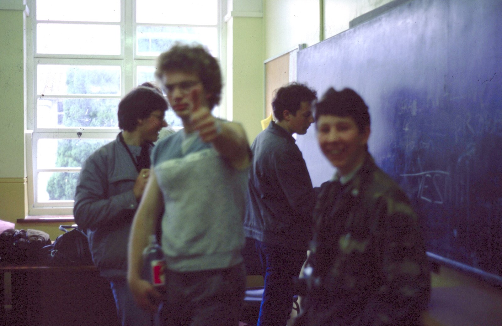 Herman gives the thumbs-up from Nosher's 18th pre-Birthday and College Miscellany, Sway and Brockenhurst - 22nd May 1985