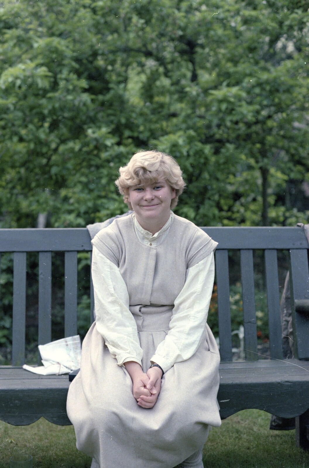 Nosher's 18th Birthday, Barton on Sea, Hampshire - 26th May 1985: Anna Green