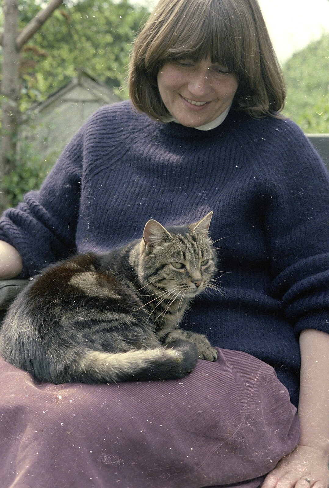 Nosher's 18th Birthday, Barton on Sea, Hampshire - 26th May 1985: Caroline with Florence