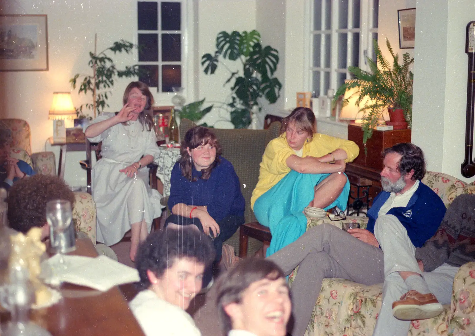 Mother, Sis, Clare, Andy, Liz and Phil, from Nosher's 18th Birthday, Barton on Sea, Hampshire - 26th May 1985