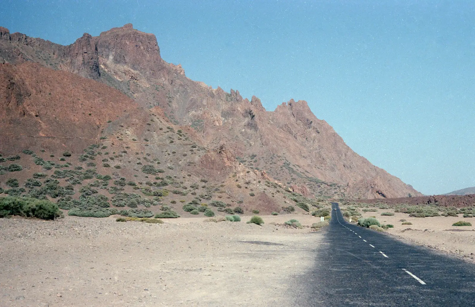 A vanishing-point road, like the US southwest, from A Holiday in Los Christianos, Tenerife - 14th July 1985