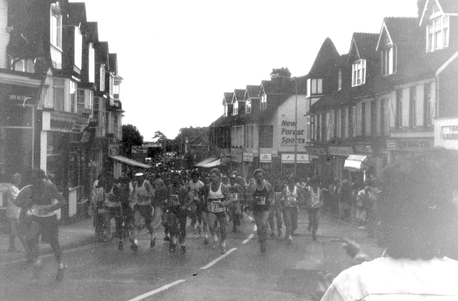 Marathon runners on Station Road in New Milton from The New Forest Marathon and Other Randomness, New Milton, Hampshire - 15th September 1985