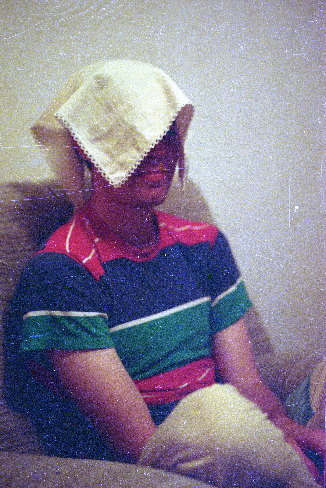 Malcolm's got a napkin on his head from Uni: First Weeks At Polytechnic, Umbrellas and a Visit From Liz, Plymouth - 26th September 1985