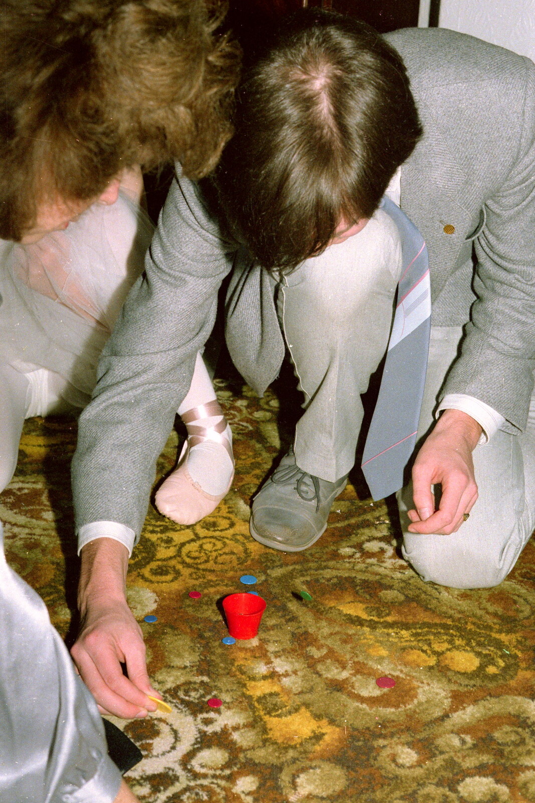 More carpet tiddlywinks action from New Year's Eve at Anna's, Walkford, Dorset - 31st December 1985