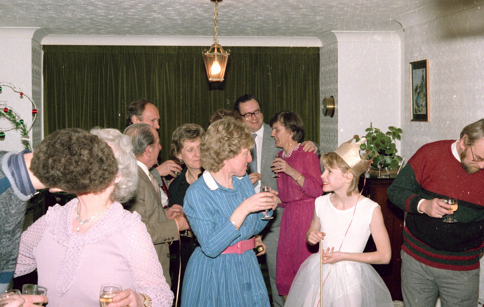 Someone chats to Alice from New Year's Eve at Anna's, Walkford, Dorset - 31st December 1985