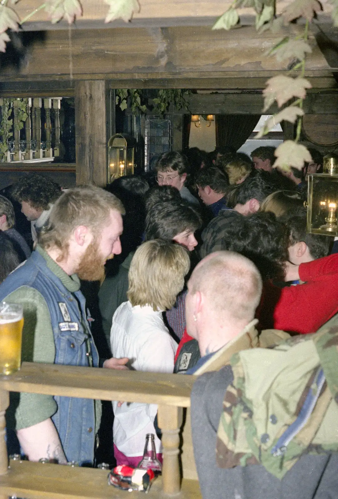 A crowd in the JSV, from Uni: PPSU Sabbatical Election Hustings, Plymouth - 28th January 1986