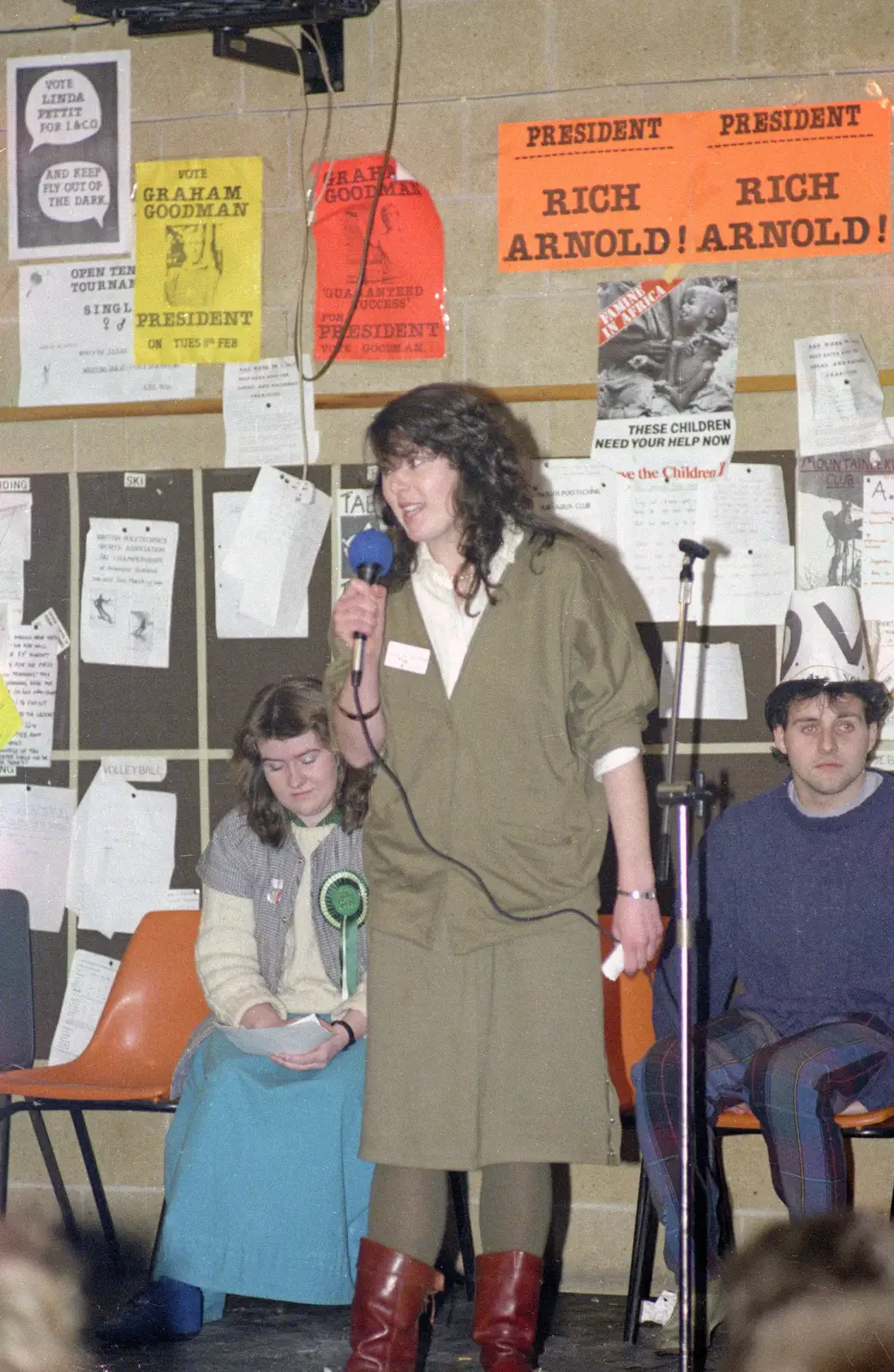 Linda Pettit speaks, from Uni: PPSU Sabbatical Election Hustings, Plymouth - 28th January 1986