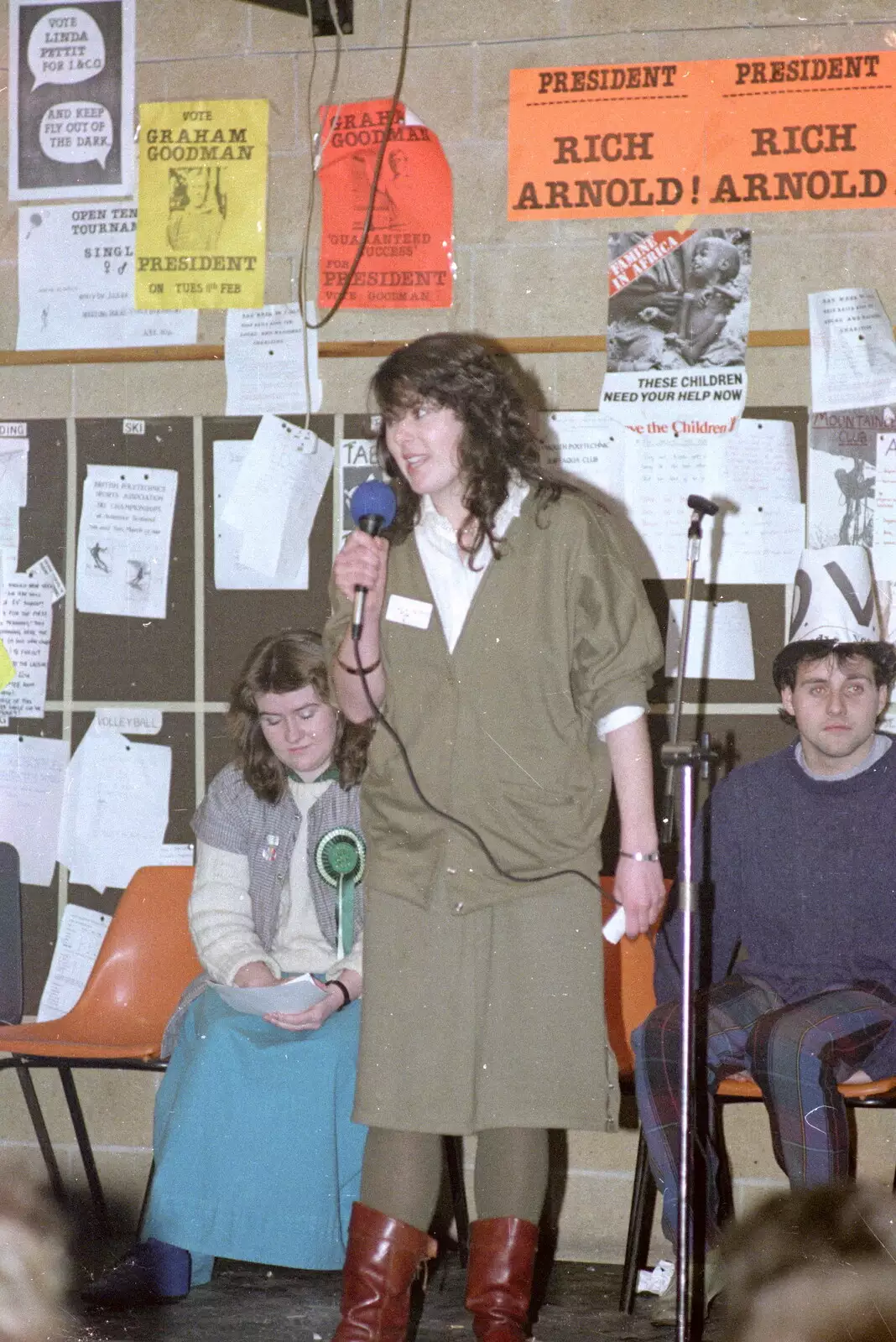 Linda Pettit speaks, from Uni: PPSU Sabbatical Election Hustings, Plymouth - 10th February 1986