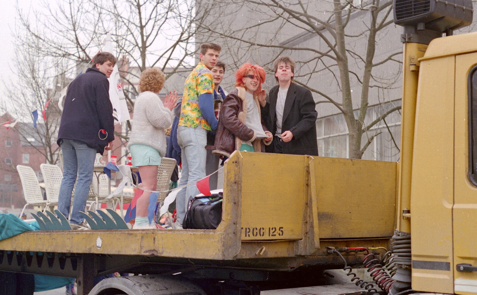 A float near the main hall from Uni: PPSU "Jazz" RAG Street Parade, Plymouth, Devon - 17th February 1986