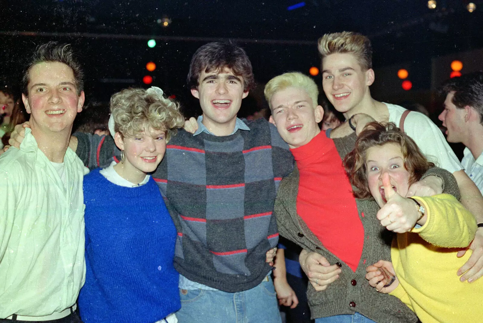 A gang of students in Manhattan, from Uni: Music Nights and the RAG Ball, Plymouth, Devon - 18th February 1986