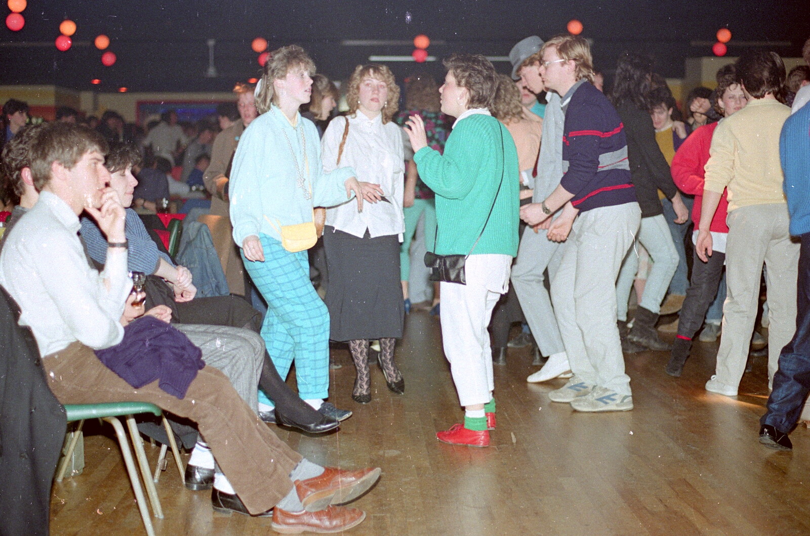 Some 80s dancing from Uni: Music Nights and the RAG Ball, Plymouth, Devon - 18th February 1986