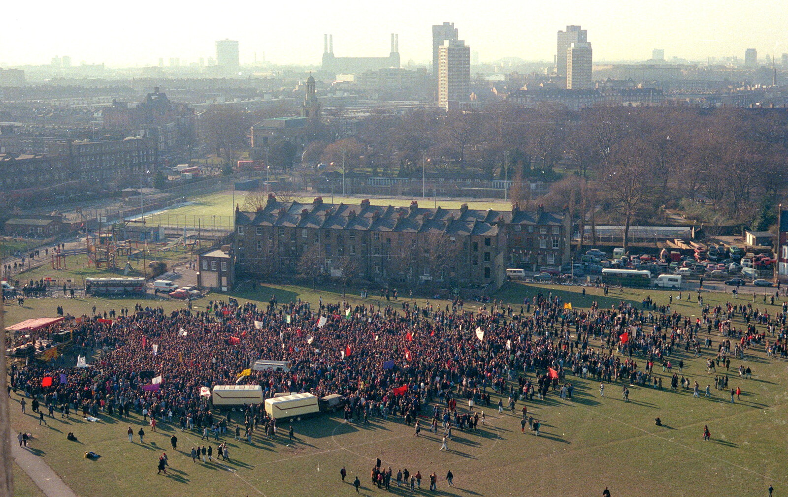 A mass of students attend a rally  from Uni: No Chance Fowler! A student Demonstration, London - 26th February 1986