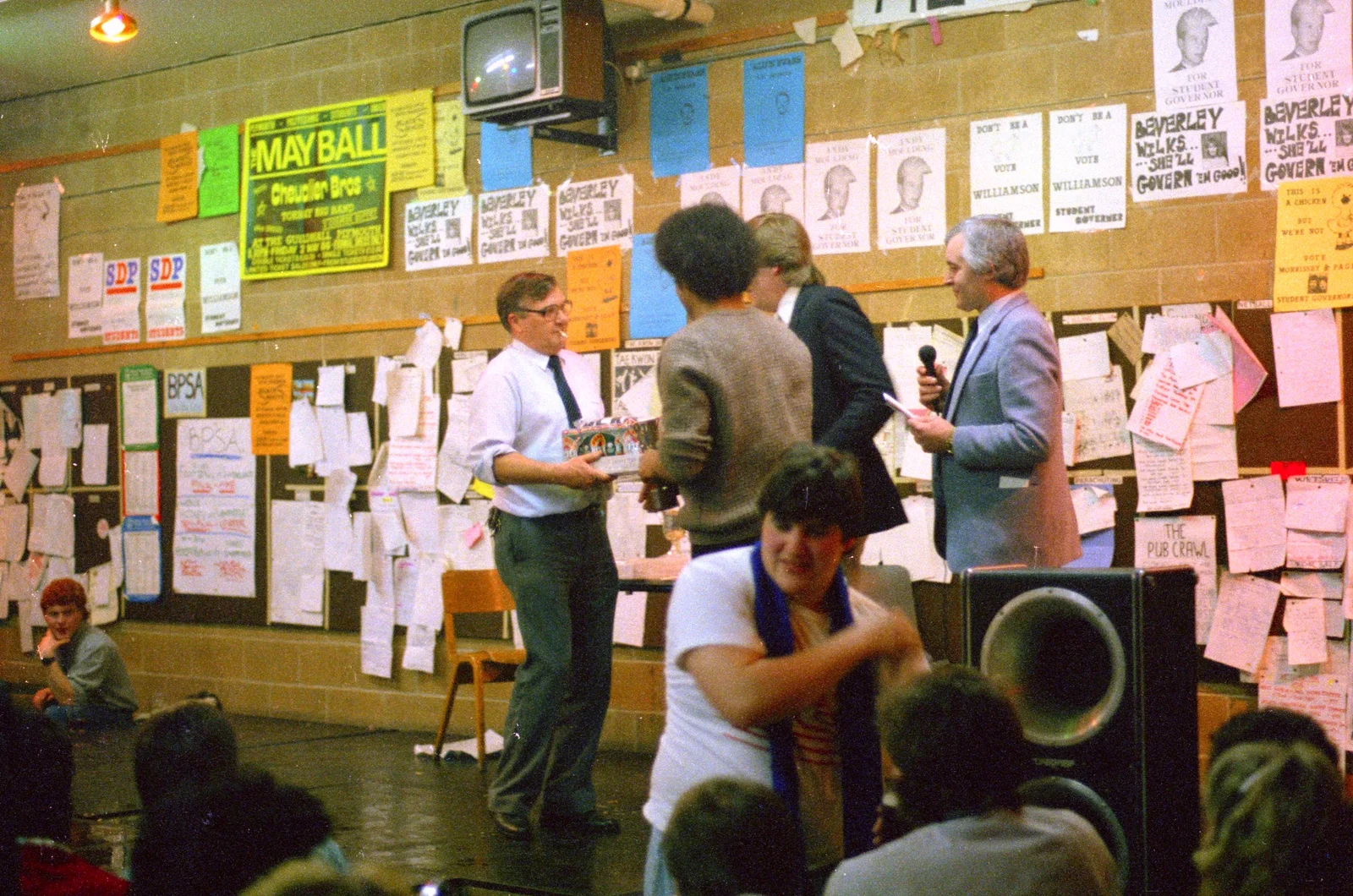 Roy hands out of a slab of John Smiths bitter, from Uni: The End of Term and Whitsand Bay, Plymouth and New Milton - 21st March 1986